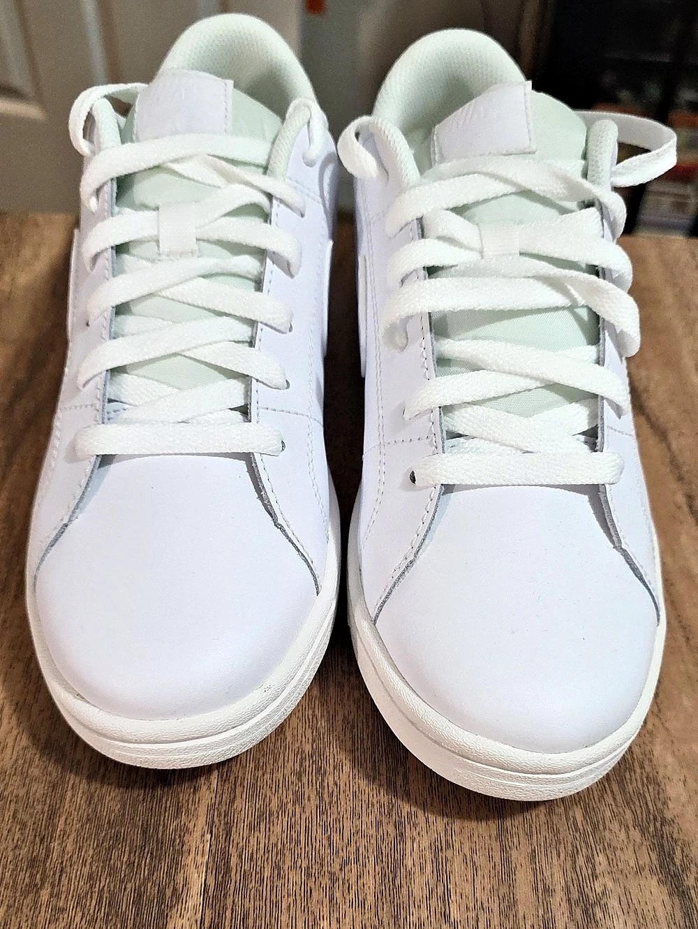 New Nike Court Royale 2 Low-Top Sneakers in White US 8